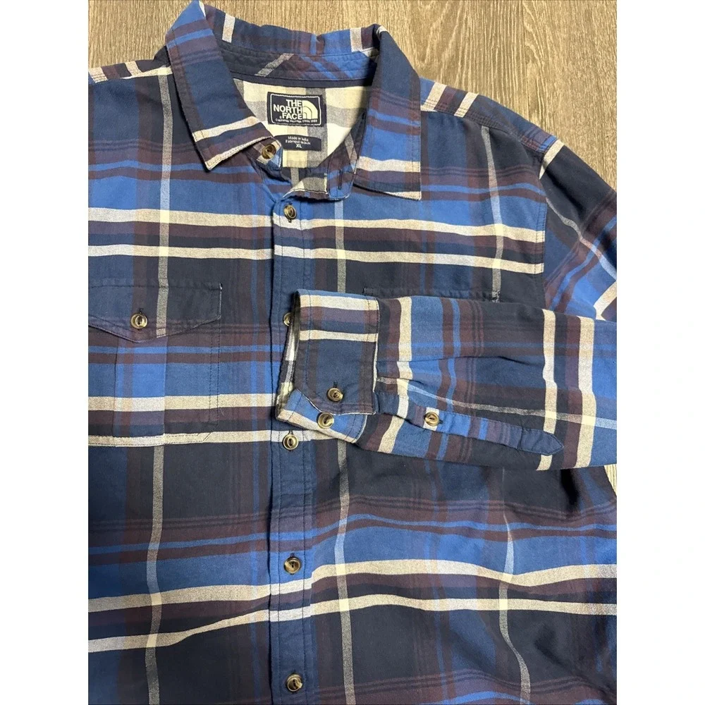 The North Face Mens XL Blue Burgundy Plaid Flannel Long Sleeve Button Down Shirt